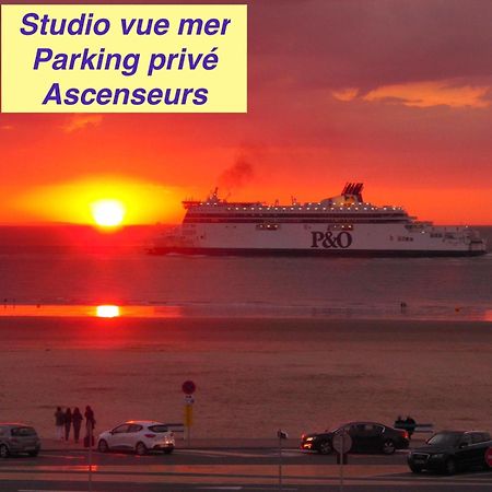 Au Rythme Des Ferrys Apartment Calais Ngoại thất bức ảnh