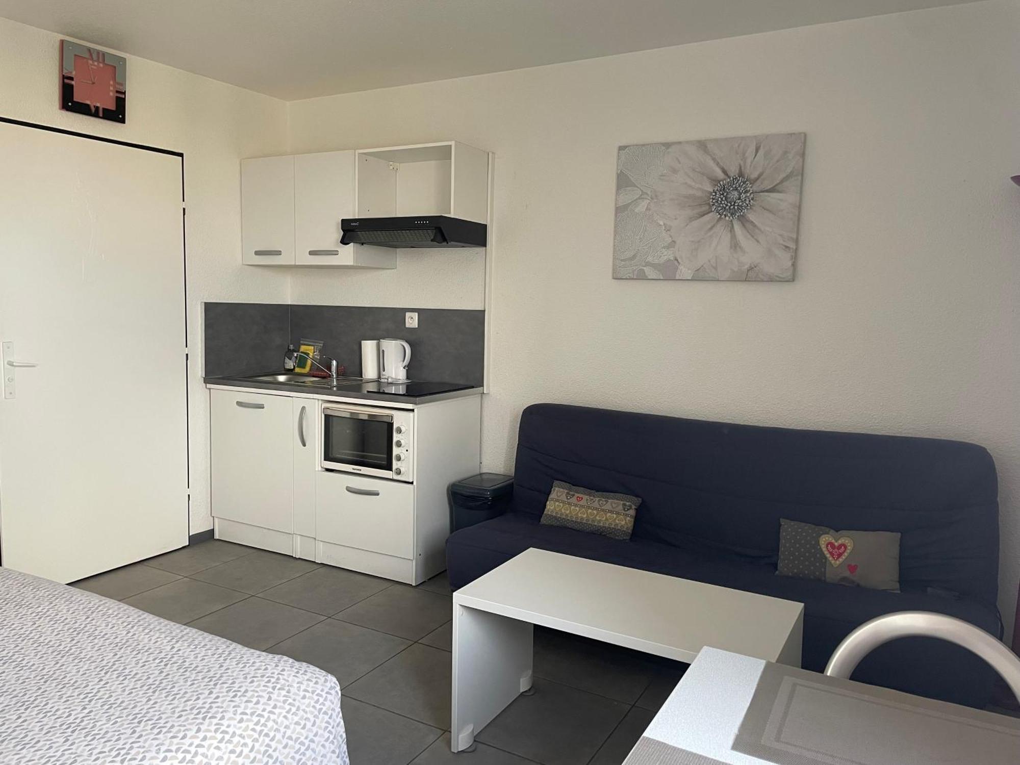Au Rythme Des Ferrys Apartment Calais Ngoại thất bức ảnh